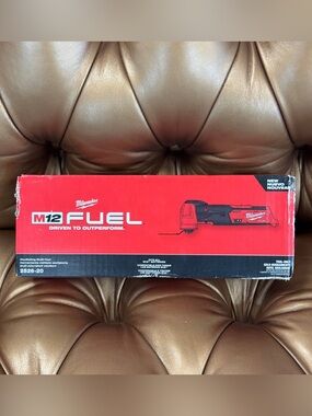 SEALED NEW Milwaukee M12 FUEL Oscillating Multi-Tool 2526-20 Tool Only